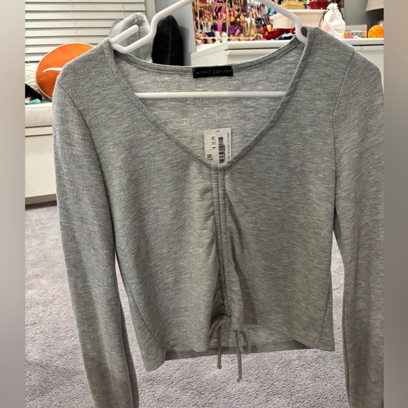 Top - Picture 1 of 4